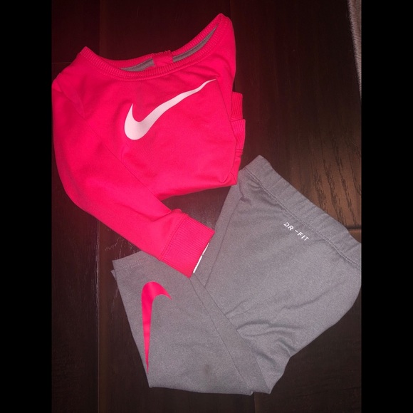 Nike Other - Nike Grey/Hot Pink Dri-fit Size 18M 2 PC Outfit